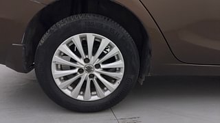 Used 2017 maruti-suzuki Ciaz Zeta Petrol AT Petrol Automatic tyres RIGHT REAR TYRE RIM VIEW