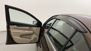 Used 2015 Maruti Suzuki Ciaz [2014-2017] VDi+ SHVS Diesel Manual interior LEFT FRONT DOOR OPEN VIEW