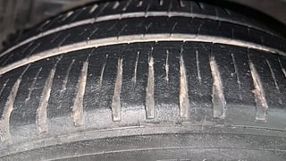 Used 2018 maruti-suzuki Ciaz Alpha Petrol Petrol Manual tyres LEFT FRONT TYRE TREAD VIEW