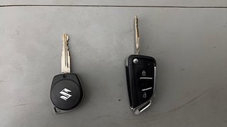 Used 2012 Maruti Suzuki Swift [2011-2017] VXi Petrol Manual extra CAR KEY VIEW