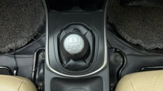 Used 2014 Honda City [2014-2017] VX (O) MT Petrol Manual interior GEAR  KNOB VIEW