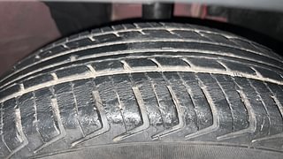 Used 2016 Renault Kwid [2015-2019] RXT Petrol Manual tyres RIGHT FRONT TYRE TREAD VIEW