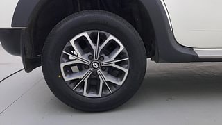 Used 2021 Renault Duster [2020-2022] RXZ Petrol Petrol Manual tyres RIGHT REAR TYRE RIM VIEW