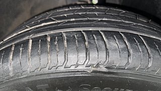 Used 2022 Hyundai i20 N Line N8 1.0 Turbo DCT Petrol Automatic tyres RIGHT FRONT TYRE TREAD VIEW