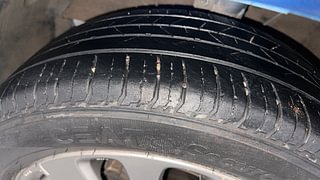 Used 2017 Maruti Suzuki Baleno [2015-2019] Zeta Petrol Petrol Manual tyres LEFT FRONT TYRE TREAD VIEW