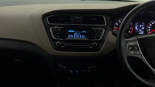 Used 2019 Hyundai Elite i20 [2018-2020] Magna Plus 1.2 Petrol Manual interior MUSIC SYSTEM & AC CONTROL VIEW