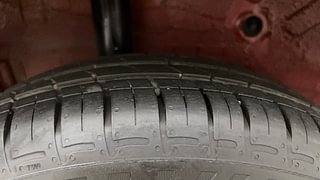 Used 2015 Maruti Suzuki Celerio VXI AMT Petrol Automatic tyres RIGHT REAR TYRE TREAD VIEW