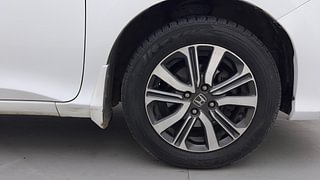 Used 2018 honda City V 4th Gen Petrol Manual tyres RIGHT FRONT TYRE RIM VIEW