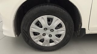 Used 2014 Honda Amaze [2013-2016] 1.2 S i-VTEC Petrol Manual tyres LEFT FRONT TYRE RIM VIEW