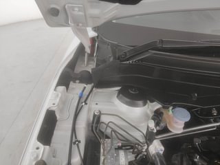 Used 2023 Maruti Suzuki Brezza LXI Petrol Manual engine ENGINE RIGHT SIDE HINGE & APRON VIEW