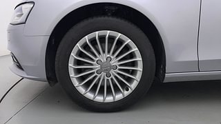 Used 2015 Audi A4 [2015-2016] 35 TDI Premium Plus Diesel Automatic tyres LEFT FRONT TYRE RIM VIEW