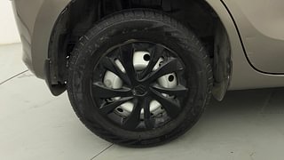 Used 2022 Maruti Suzuki Swift LXI Petrol Manual tyres RIGHT REAR TYRE RIM VIEW