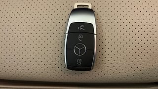 Used 2018 Mercedes-Benz C-Class C 200 Progressive Petrol Automatic extra CAR KEY VIEW