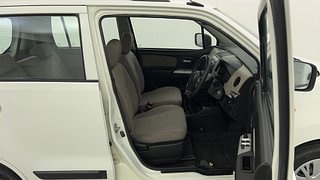Used 2014 Maruti Suzuki Wagon R 1.0 [2010-2019] VXi Petrol + CNG (Outside Fitted) Petrol+cng Manual interior RIGHT SIDE FRONT DOOR CABIN VIEW