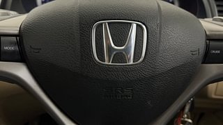 Used 2013 Honda City [2011-2014] 1.5 V AT Petrol Automatic top_features Airbags