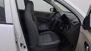 Used 2015 hyundai i10 Sportz 1.1 Petrol Petrol Manual interior RIGHT SIDE FRONT DOOR CABIN VIEW