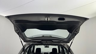 Used 2017 Maruti Suzuki Vitara Brezza [2016-2020] VDi (O) Diesel Manual interior DICKY DOOR OPEN VIEW