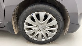 Used 2019 Maruti Suzuki Baleno [2015-2019] Alpha AT Petrol Petrol Automatic tyres RIGHT FRONT TYRE RIM VIEW