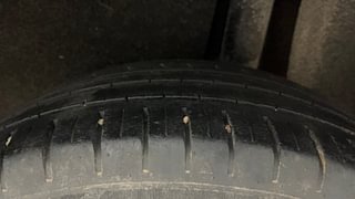 Used 2019 Maruti Suzuki Baleno [2015-2019] Alpha AT Petrol Petrol Automatic tyres LEFT REAR TYRE TREAD VIEW