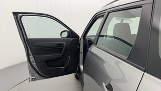 Used 2017 Maruti Suzuki Vitara Brezza [2016-2020] VDi (O) Diesel Manual interior LEFT FRONT DOOR OPEN VIEW
