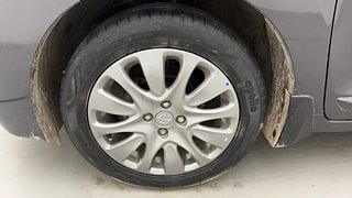 Used 2019 Maruti Suzuki Baleno [2015-2019] Alpha AT Petrol Petrol Automatic tyres LEFT FRONT TYRE RIM VIEW