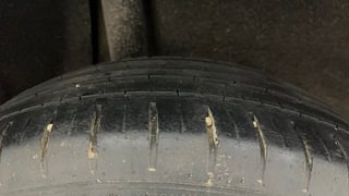 Used 2019 Maruti Suzuki Baleno [2015-2019] Alpha AT Petrol Petrol Automatic tyres RIGHT REAR TYRE TREAD VIEW