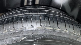 Used 2016 Maruti Suzuki Ciaz [2014-2017] ZXI+ Petrol Manual tyres RIGHT REAR TYRE TREAD VIEW