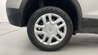 Used 2017 Maruti Suzuki Vitara Brezza [2016-2020] VDi (O) Diesel Manual tyres RIGHT REAR TYRE RIM VIEW