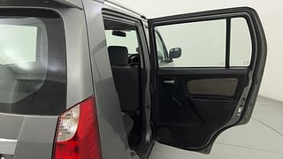 Used 2015 Maruti Suzuki Wagon R 1.0 [2013-2019] LXi CNG Petrol+cng Manual interior RIGHT REAR DOOR OPEN VIEW