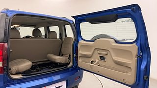 Used 2017 Mahindra TUV300 [2015-2020] T8 mHAWK100 AMT Diesel Automatic interior DICKY DOOR OPEN VIEW