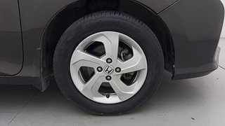 Used 2016 Honda City [2014-2017] V Petrol Manual tyres RIGHT FRONT TYRE RIM VIEW