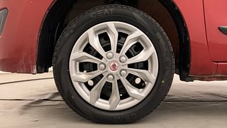 Used 2014 Maruti Suzuki Wagon R 1.0 [2010-2019] VXi Petrol Manual tyres LEFT FRONT TYRE RIM VIEW