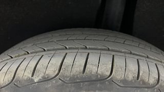 Used 2020 Maruti Suzuki Baleno [2019-2022] Zeta Petrol Petrol Manual tyres LEFT REAR TYRE TREAD VIEW