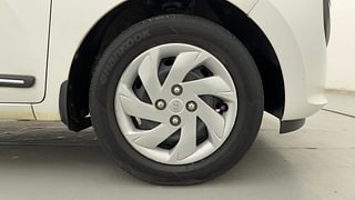 Used 2019 Hyundai New Santro 1.1 Sportz MT Petrol Manual tyres RIGHT FRONT TYRE RIM VIEW