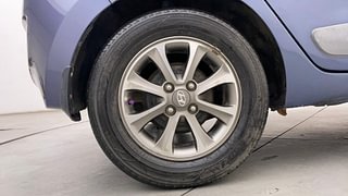 Used 2014 Hyundai Grand i10 [2013-2017] Asta 1.2 Kappa VTVT Petrol Manual tyres RIGHT REAR TYRE RIM VIEW