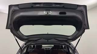 Used 2013 Maruti Suzuki Swift [2011-2017] VXi Petrol Manual interior DICKY DOOR OPEN VIEW