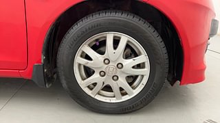 Used 2012 Honda Brio [2011-2016] V MT Petrol Manual tyres RIGHT FRONT TYRE RIM VIEW