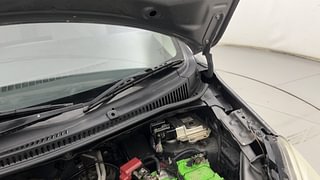 Used 2016 Maruti Suzuki Wagon R 1.0 [2015-2019] VXI AMT Petrol Automatic engine ENGINE LEFT SIDE HINGE & APRON VIEW