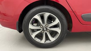 Used 2015 Hyundai Xcent [2014-2017] SX (O) Petrol Petrol Manual tyres RIGHT REAR TYRE RIM VIEW