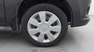 Used 2015 Maruti Suzuki Alto K10 [2014-2019] VXi Petrol Manual tyres RIGHT FRONT TYRE RIM VIEW