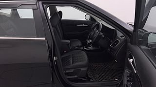 Used 2021 Kia Seltos Anniversary Edition Petrol Manual interior RIGHT SIDE FRONT DOOR CABIN VIEW