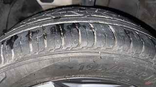 Used 2021 Hyundai i20 N Line N6 1.0 Turbo iMT Petrol Manual tyres LEFT FRONT TYRE TREAD VIEW