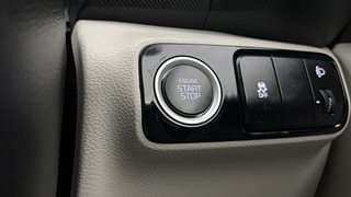 Used 2021 Kia Sonet HTX 1.0 iMT Petrol Manual top_features Keyless start