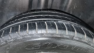 Used 2021 volkswagen Vento Comfortline Petrol Petrol Manual tyres RIGHT REAR TYRE TREAD VIEW