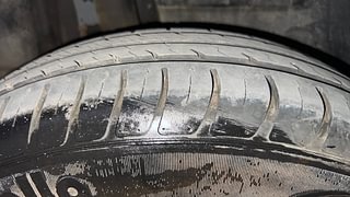 Used 2018 Maruti Suzuki Dzire [2017-2020] VXI Petrol Manual tyres RIGHT REAR TYRE TREAD VIEW