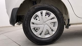 Used 2023 Maruti Suzuki Wagon R 1.0 LXI Petrol Manual tyres RIGHT REAR TYRE RIM VIEW