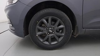 Used 2020 Hyundai Elite i20 [2018-2020] Sportz Plus 1.2 Petrol Manual tyres LEFT FRONT TYRE RIM VIEW