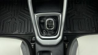 Used 2021 Kia Sonet HTX 1.0 iMT Petrol Manual interior GEAR  KNOB VIEW