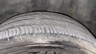 Used 2017 Volkswagen Vento [2015-2019] Highline Petrol Petrol Manual tyres LEFT REAR TYRE TREAD VIEW