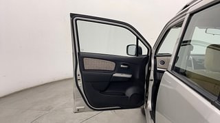 Used 2016 Maruti Suzuki Wagon R 1.0 [2015-2019] VXI AMT Petrol Automatic interior LEFT FRONT DOOR OPEN VIEW